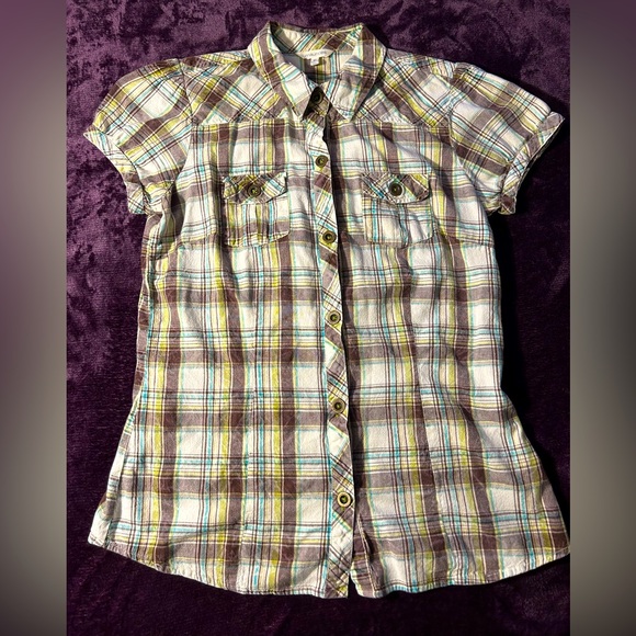 Maurice’s women’s short sleeved button down size medium - Picture 1 of 2